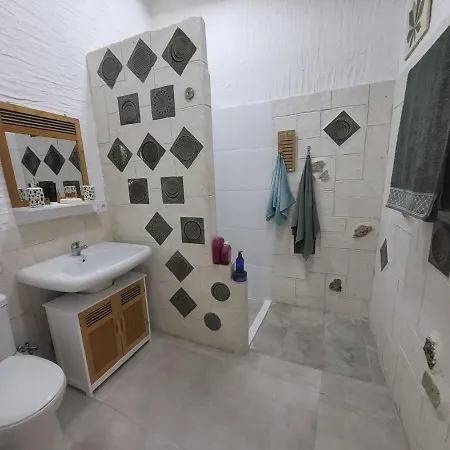 Renovated - Downtown *